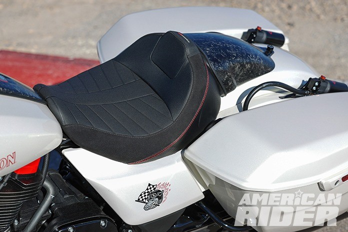 2024 Harley-Davidson CVO Road Glide ST seat