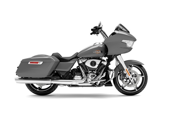 2026 Harley-Davidson Road Glide with Solo Trim